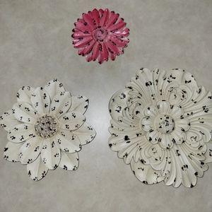 Floral wall decor